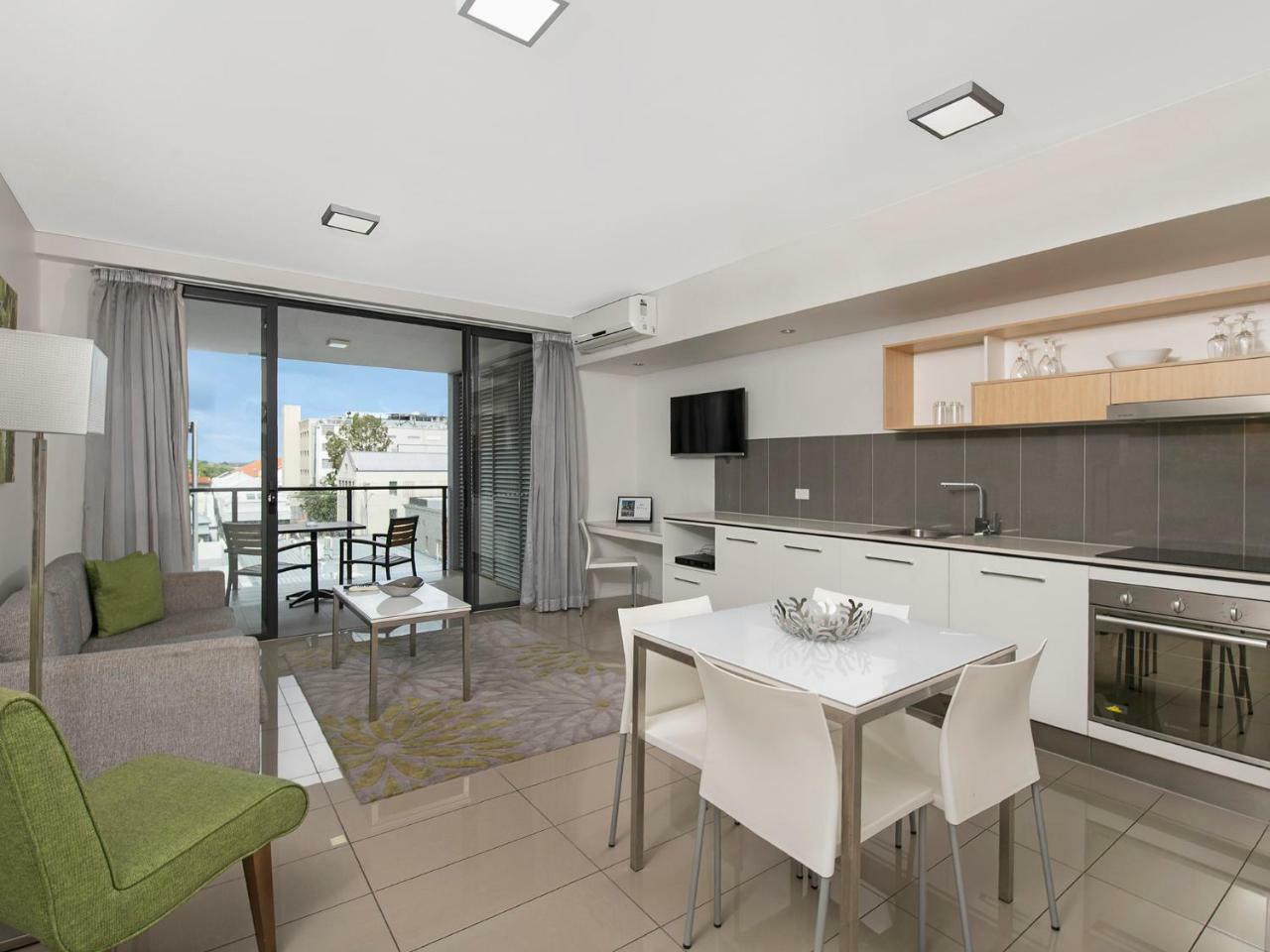 Atrio Apartamentos Brisbane Exterior foto