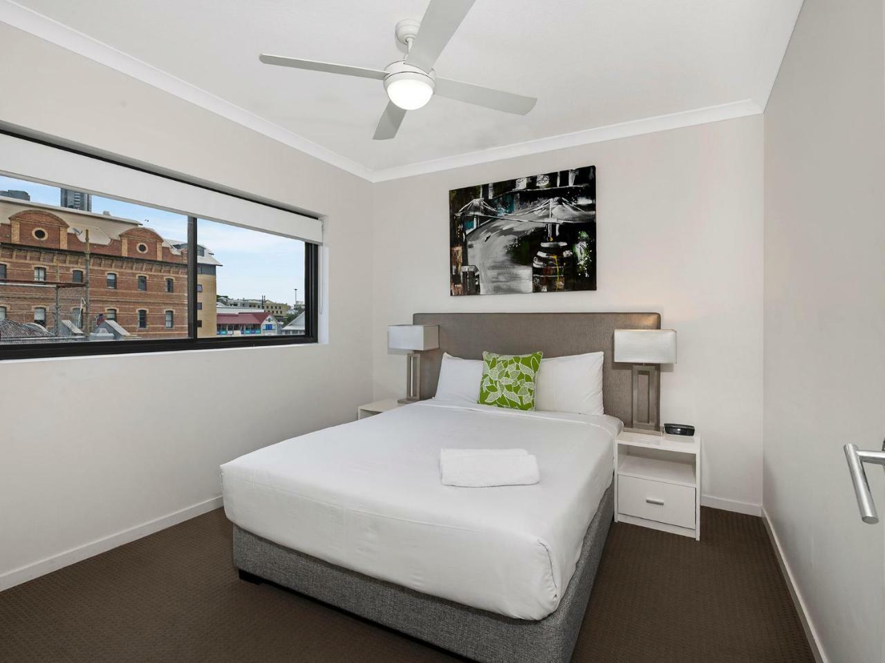 Atrio Apartamentos Brisbane Exterior foto